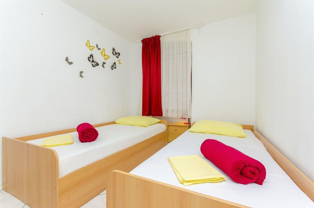 And Old Town Apartman *